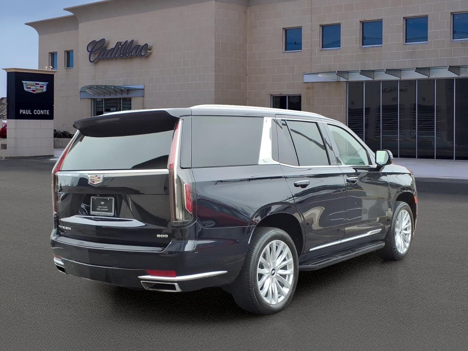 Used 2023 Cadillac Escalade Luxury AWD/4WD image 5