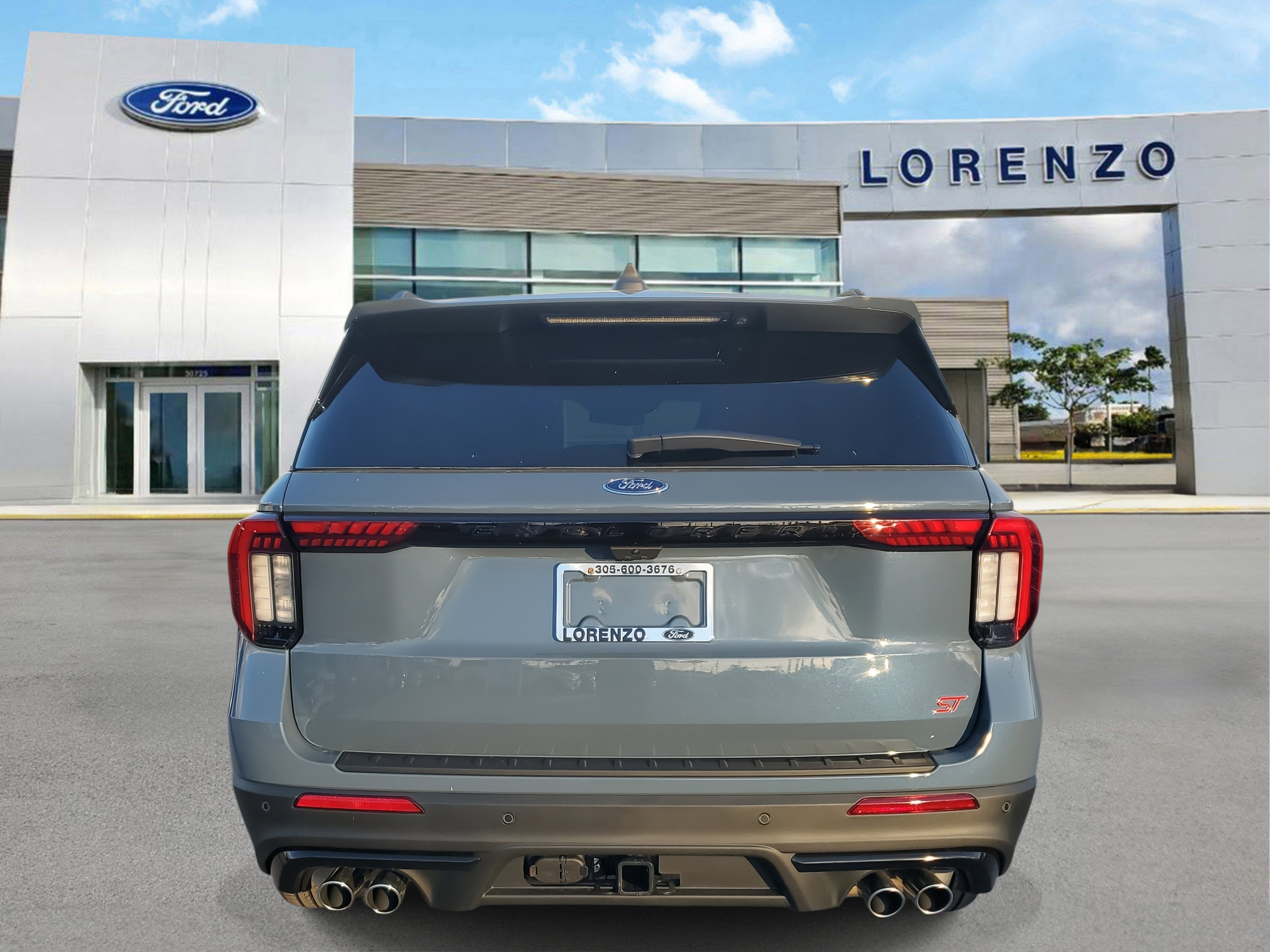 New 2026 Ford Explorer ST w/ Sun And Sound Package image 5