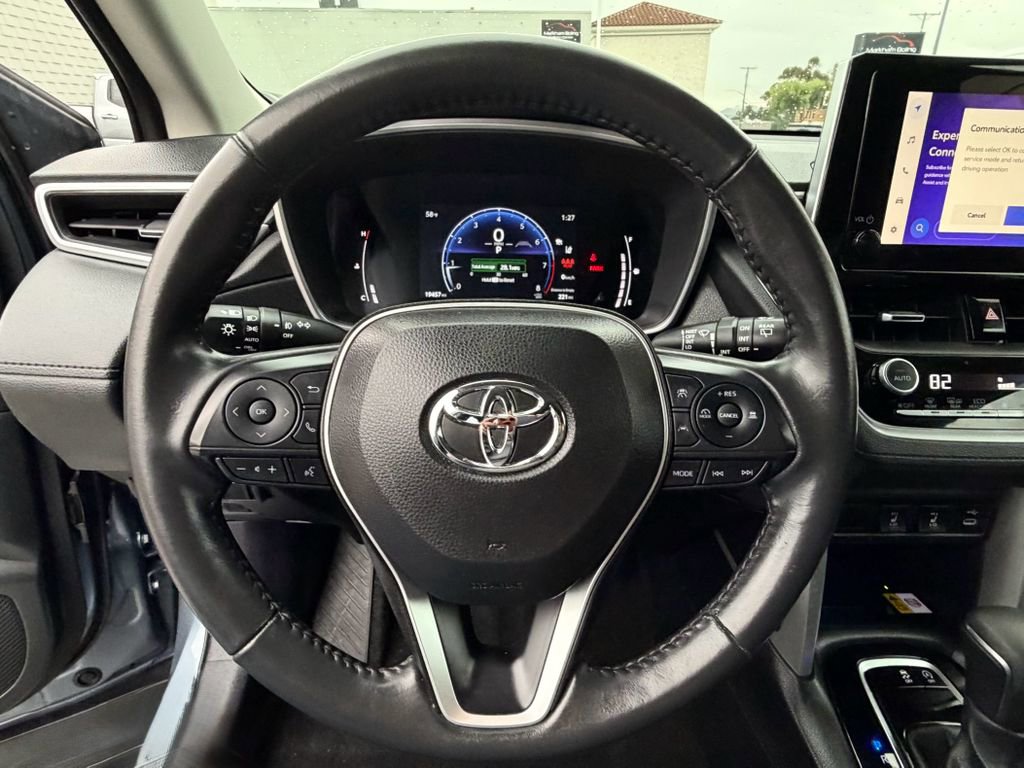 Certified 2023 Toyota Corolla Cross XLE image 20