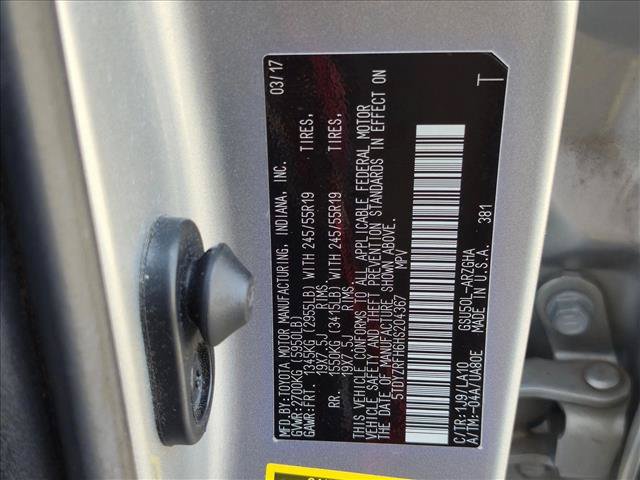 Used 2017 Toyota Highlander Limited Platinum FWD image 25