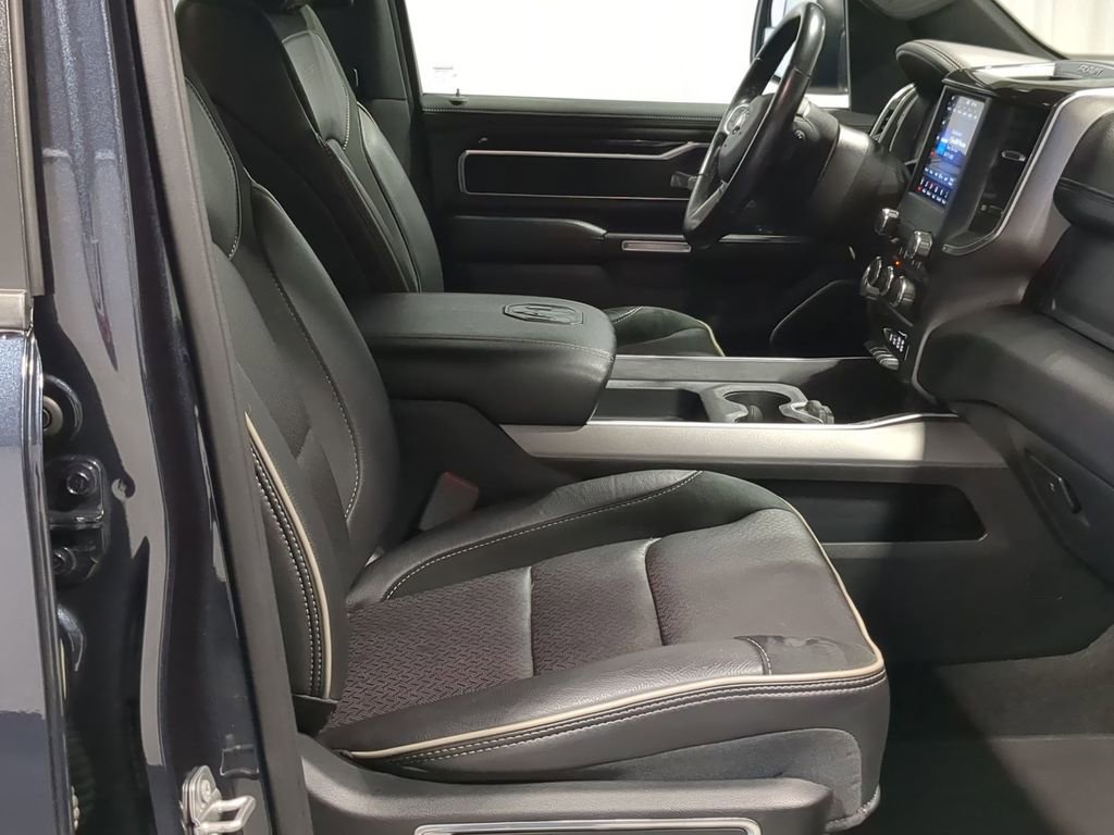 Used 2021 RAM 1500 Laramie w/ Sport Appearance Package image 27