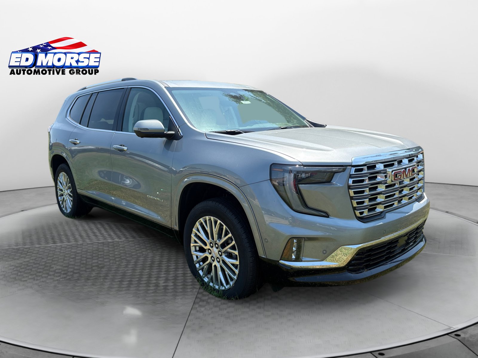 New 2026 GMC Acadia Denali w/ Super Cruise Package FWD image 7