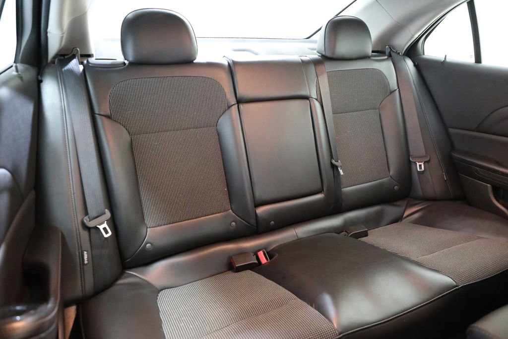 Used 2016 Chevrolet Malibu LT w/ Power Convenience Package FWD image 10