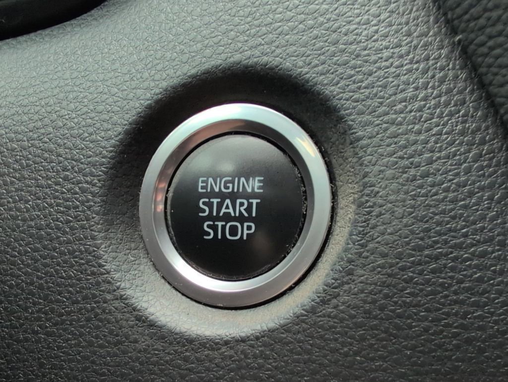 Used 2020 Toyota Corolla SE FWD image 16