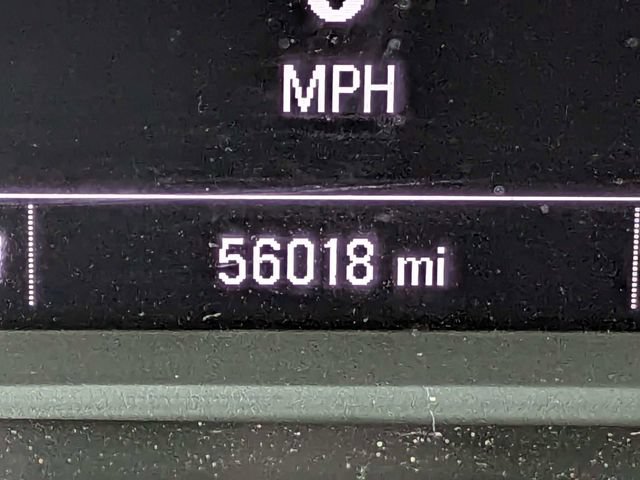 Used 2023 Chevrolet Traverse LT FWD image 29
