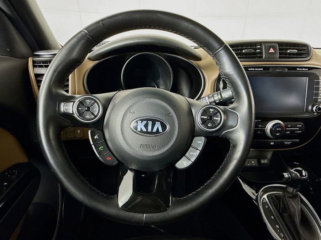 Used 2016 Kia Soul + w/ Audio Package image 14