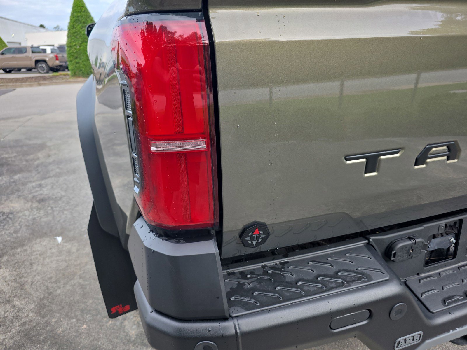 Used 2025 Toyota Tacoma 4x4 Double Cab Hybrid w/ Tow Tech Package image 6