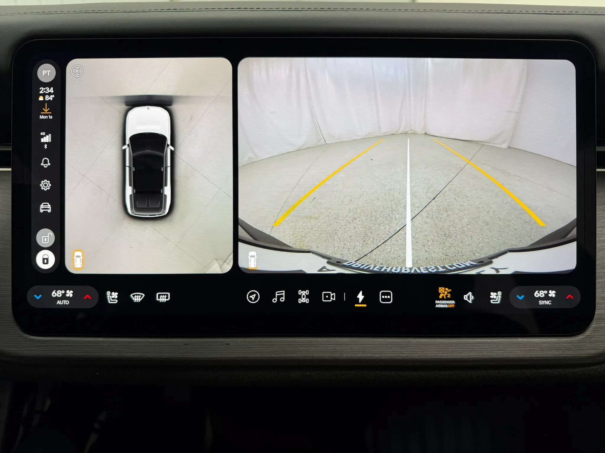 Used 2027 Rivian R2 Performance AWD/4WD image 25