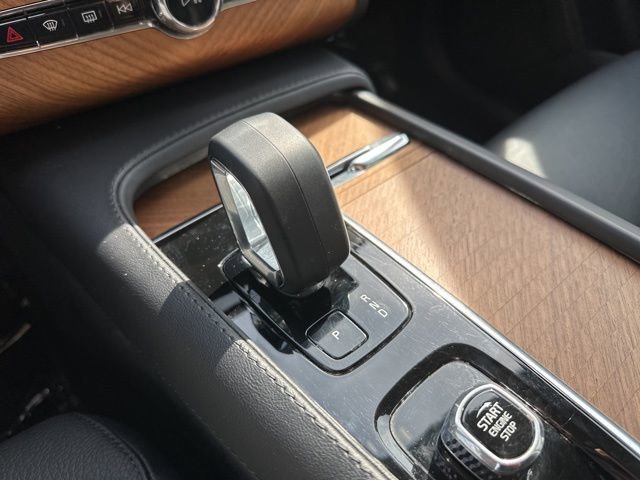 Certified 2023 Volvo XC90 B6 Plus w/ Protection Package Premier image 21