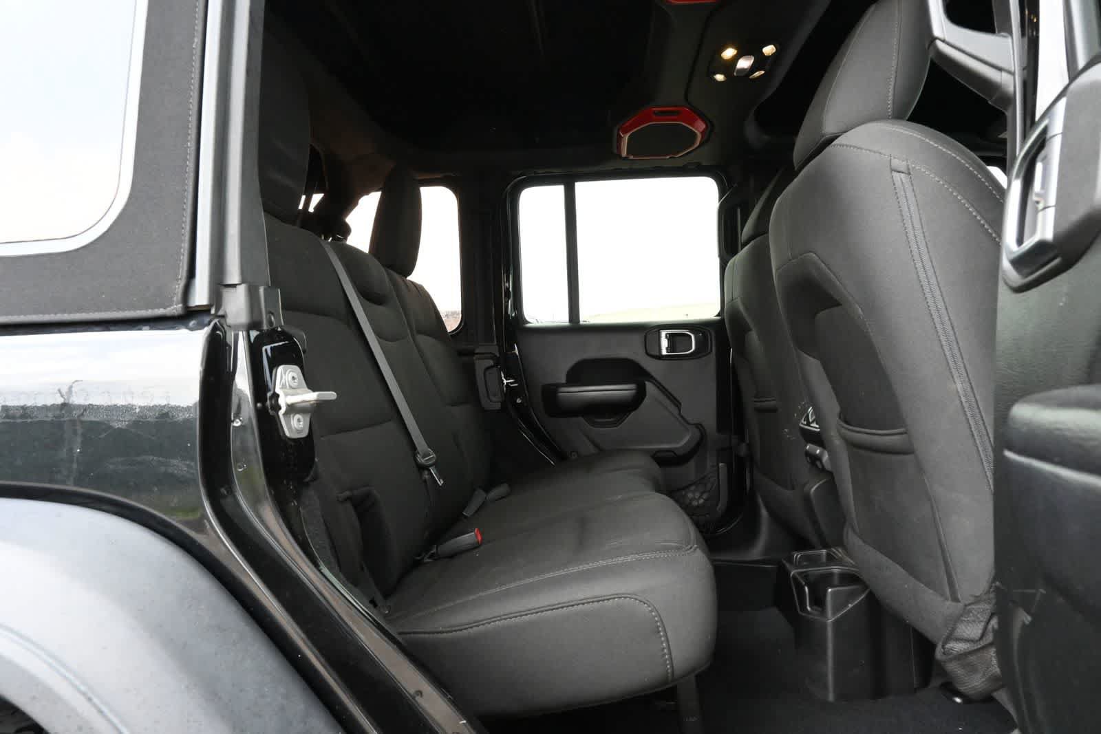 Used 2019 Jeep Wrangler Unlimited Sport S AWD/4WD image 22