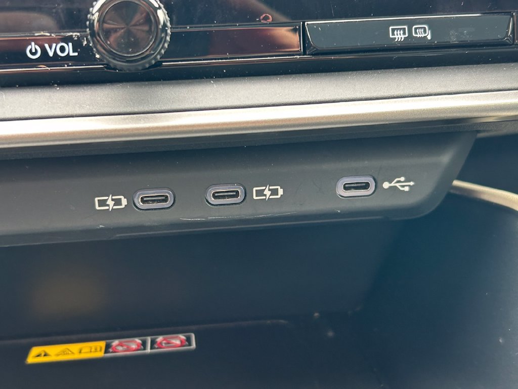 Used 2024 Lexus RZ 300e Premium FWD image 30