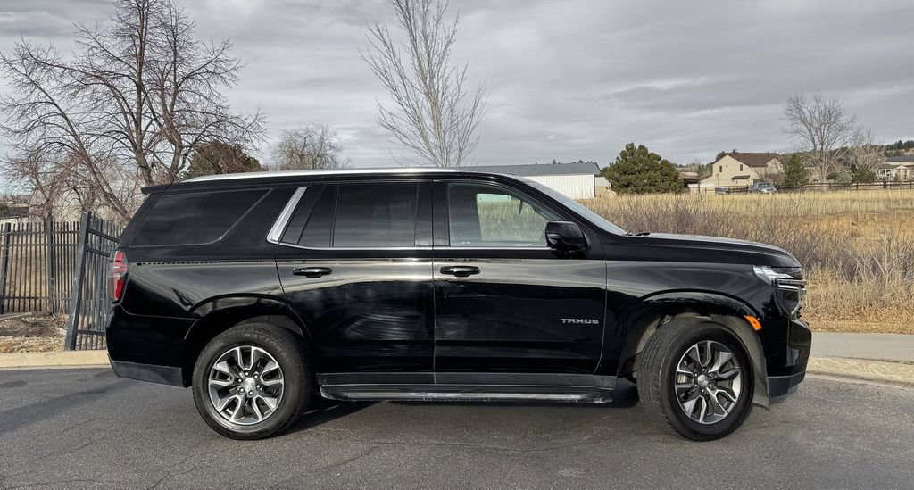 Used 2023 Chevrolet Tahoe LT w/ Luxury Package AWD/4WD image 4