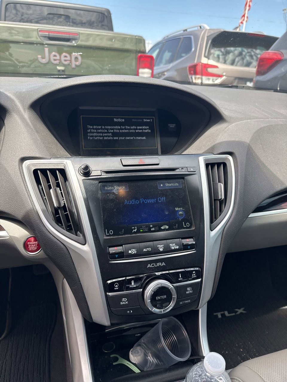 Used 2017 Acura TLX V6 w/ Technology Package FWD image 2