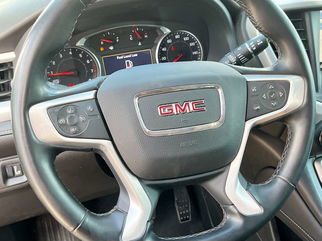 Used 2023 GMC Acadia SLT FWD image 11
