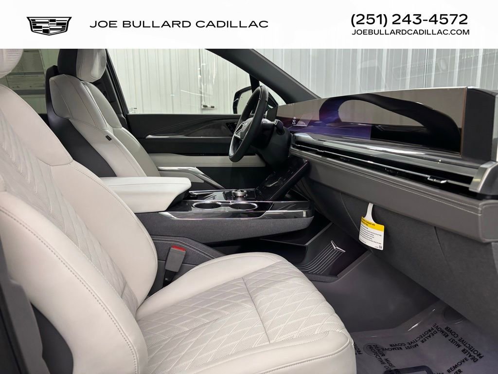 New 2026 Cadillac Escalade IQ Luxury 1 w/ LPO, Floor Liner Package image 9