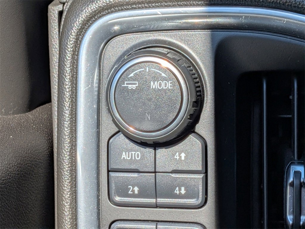 Used 2021 Chevrolet Silverado 1500 LT Trail Boss w/ Bed Protection Package image 28