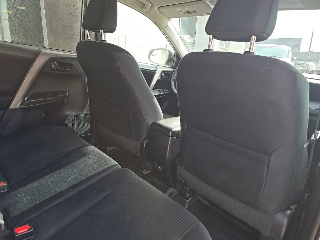 Used 2017 Toyota RAV4 LE image 20