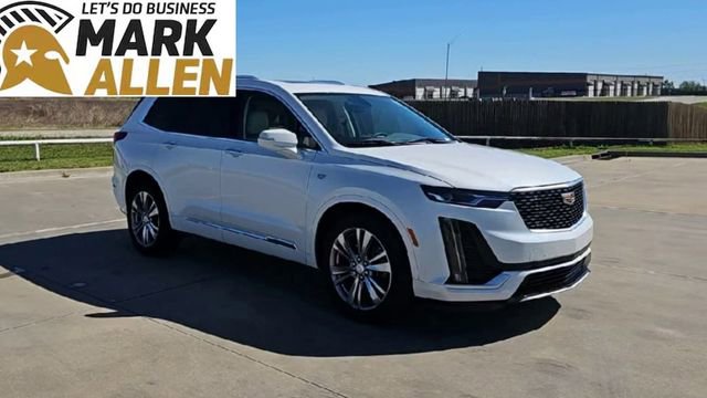Used 2024 Cadillac XT6 Premium Luxury AWD/4WD image 2