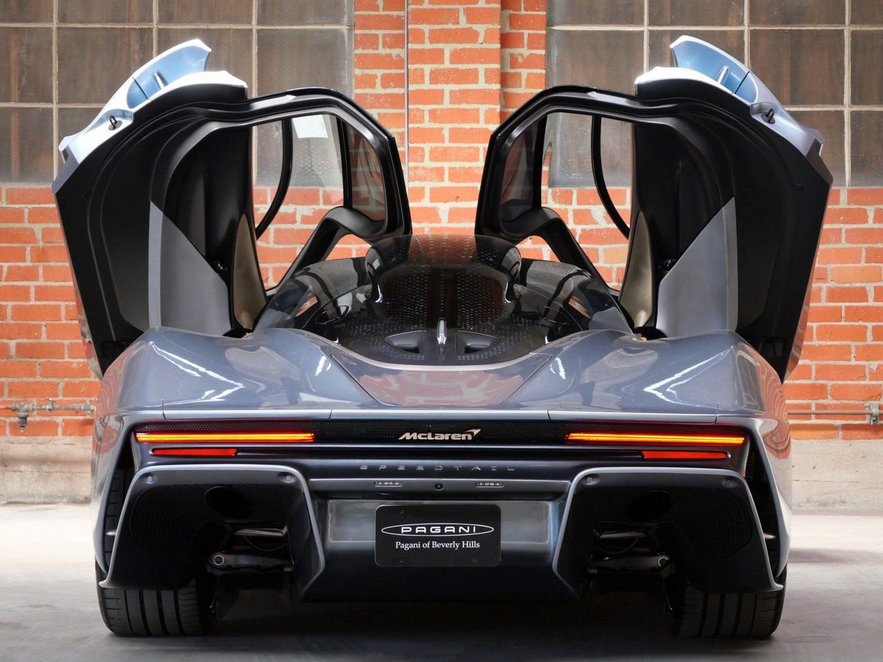 Used 2020 McLaren Speedtail RWD image 45
