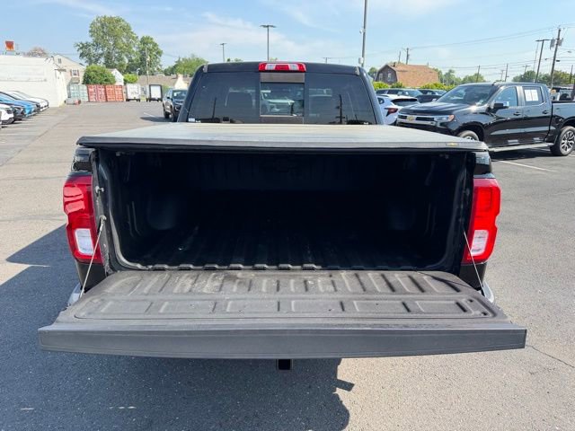 Used 2017 Chevrolet Silverado 1500 LTZ Z71 w/ LTZ Plus Package AWD/4WD image 7