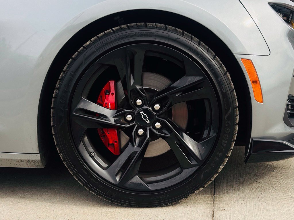 Used 2024 Chevrolet Camaro SS RWD image 25