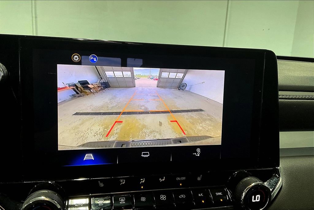 Used 2024 Chevrolet Colorado LT w/ LT Convenience Package II image 29