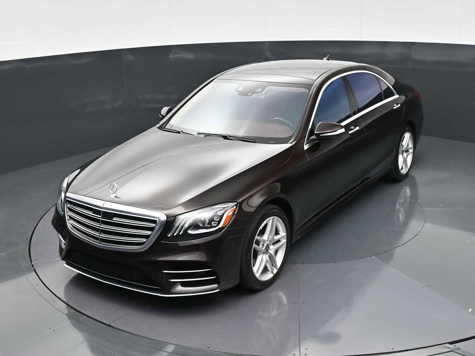 Used 2018 Mercedes-Benz S 560 Sedan image 34