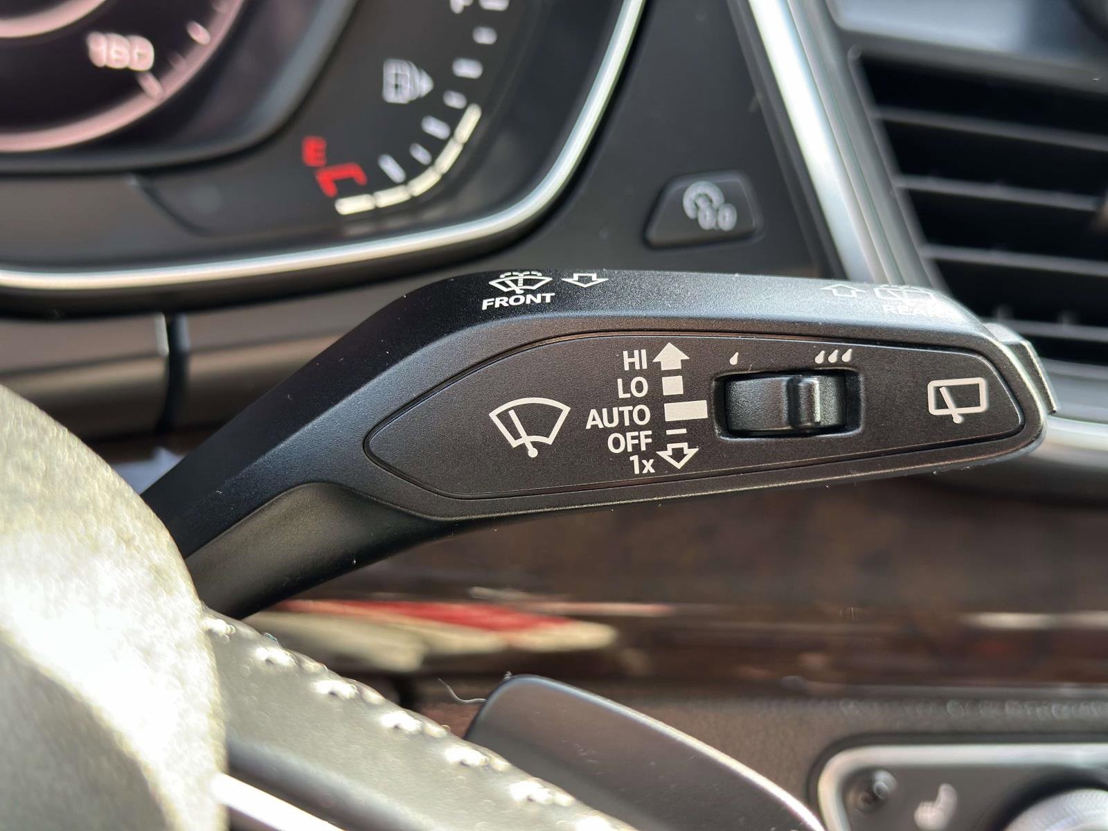 Used 2019 Audi Q5 2.0T Premium Plus image 17