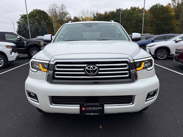 Used 2019 Toyota Sequoia Platinum AWD/4WD image 4