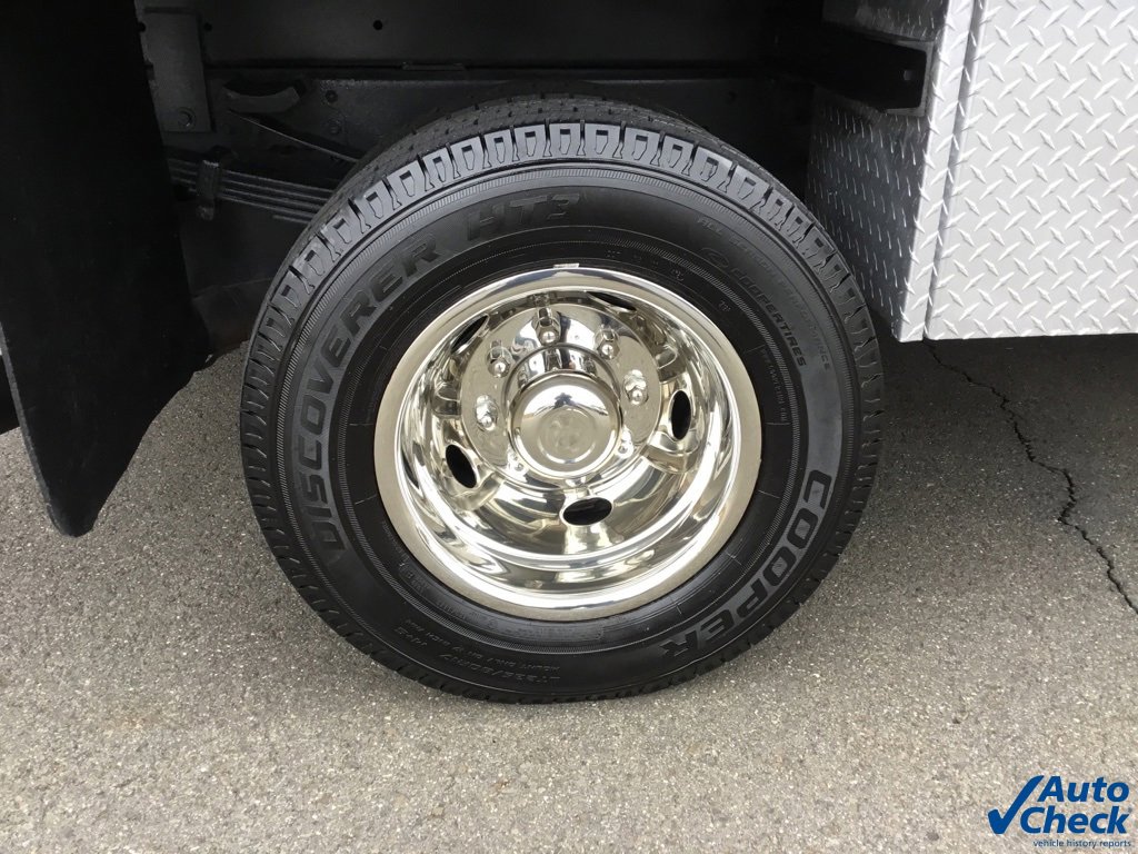 Used 2013 GMC Sierra 3500 W/T w/ Snow Plow Prep Package image 25