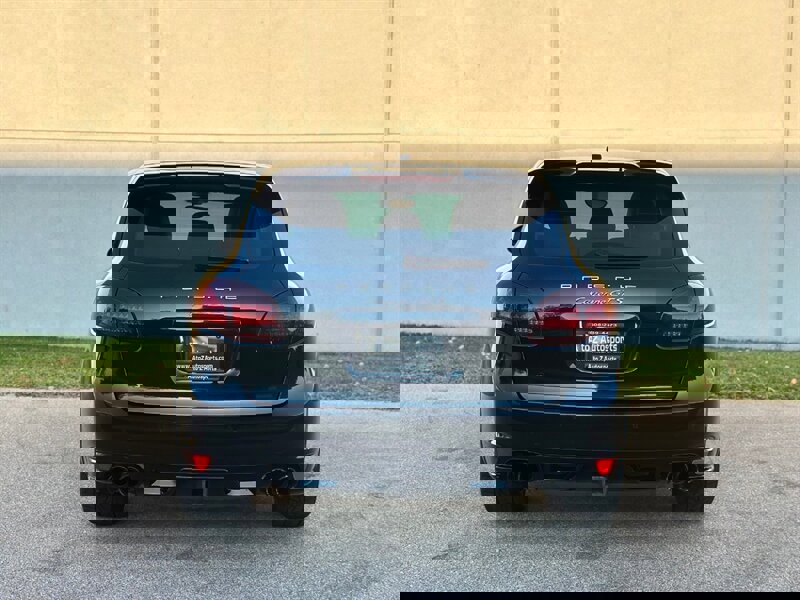 Used 2014 Porsche Cayenne GTS image 12