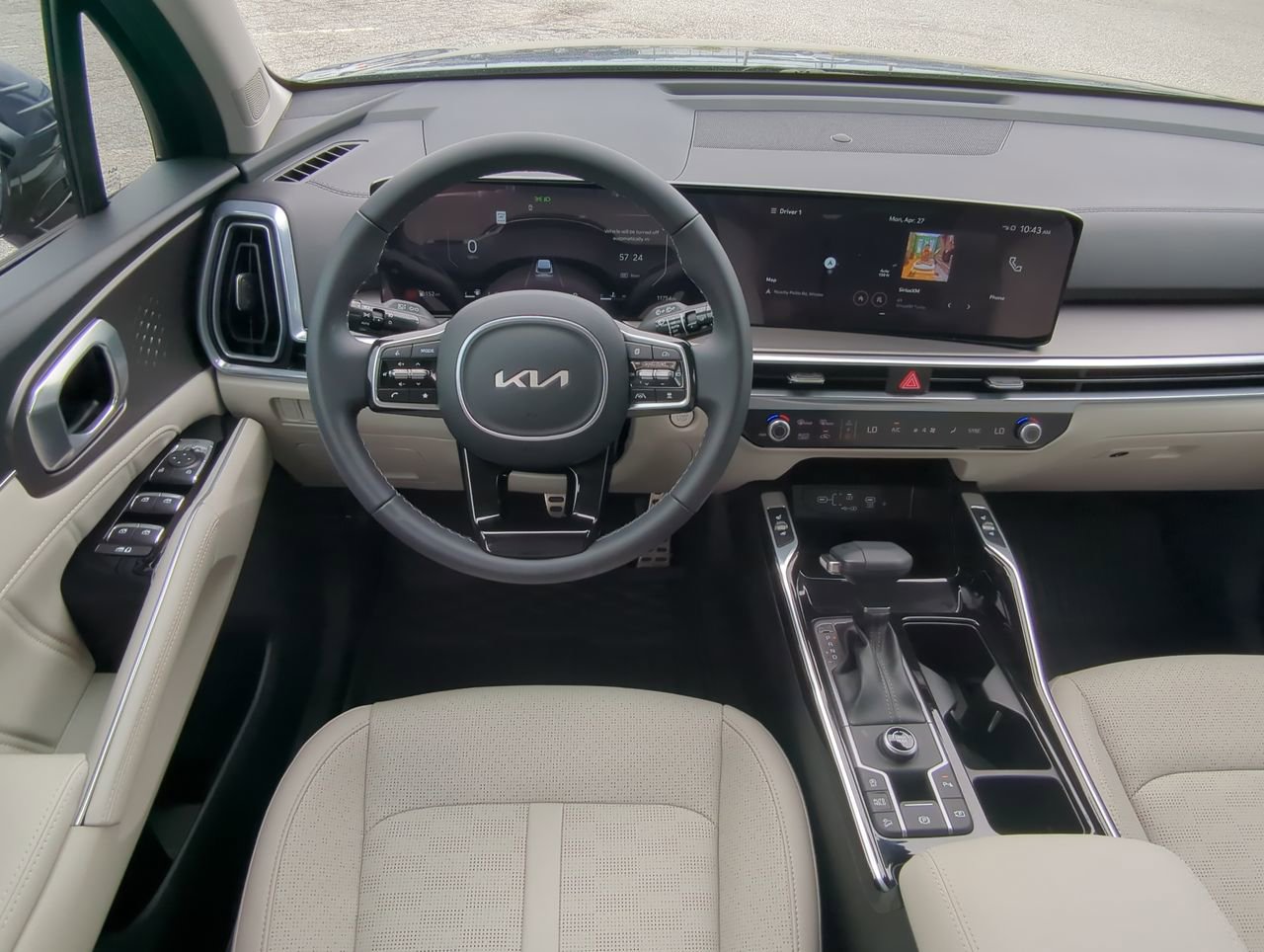 Used 2025 Kia Sorento SX FWD image 14