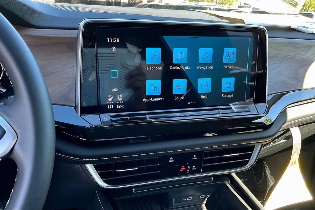 New 2026 Volkswagen Atlas SE image 14