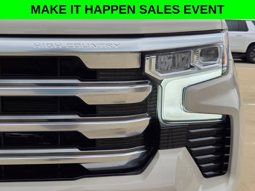 Used 2026 Chevrolet Silverado 1500 High Country AWD/4WD image 32
