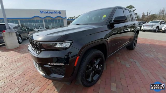 Used 2023 Jeep Grand Cherokee Limited w/ Luxury Tech Group II image 5
