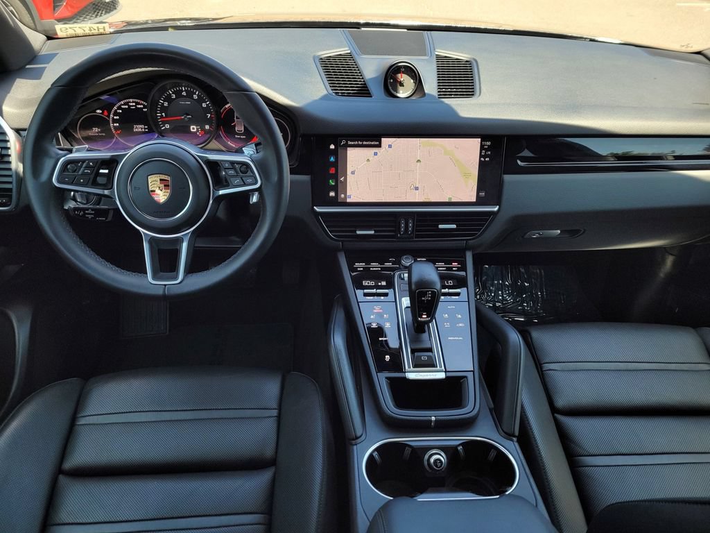 Used 2022 Porsche Cayenne w/ Premium Package AWD/4WD image 14