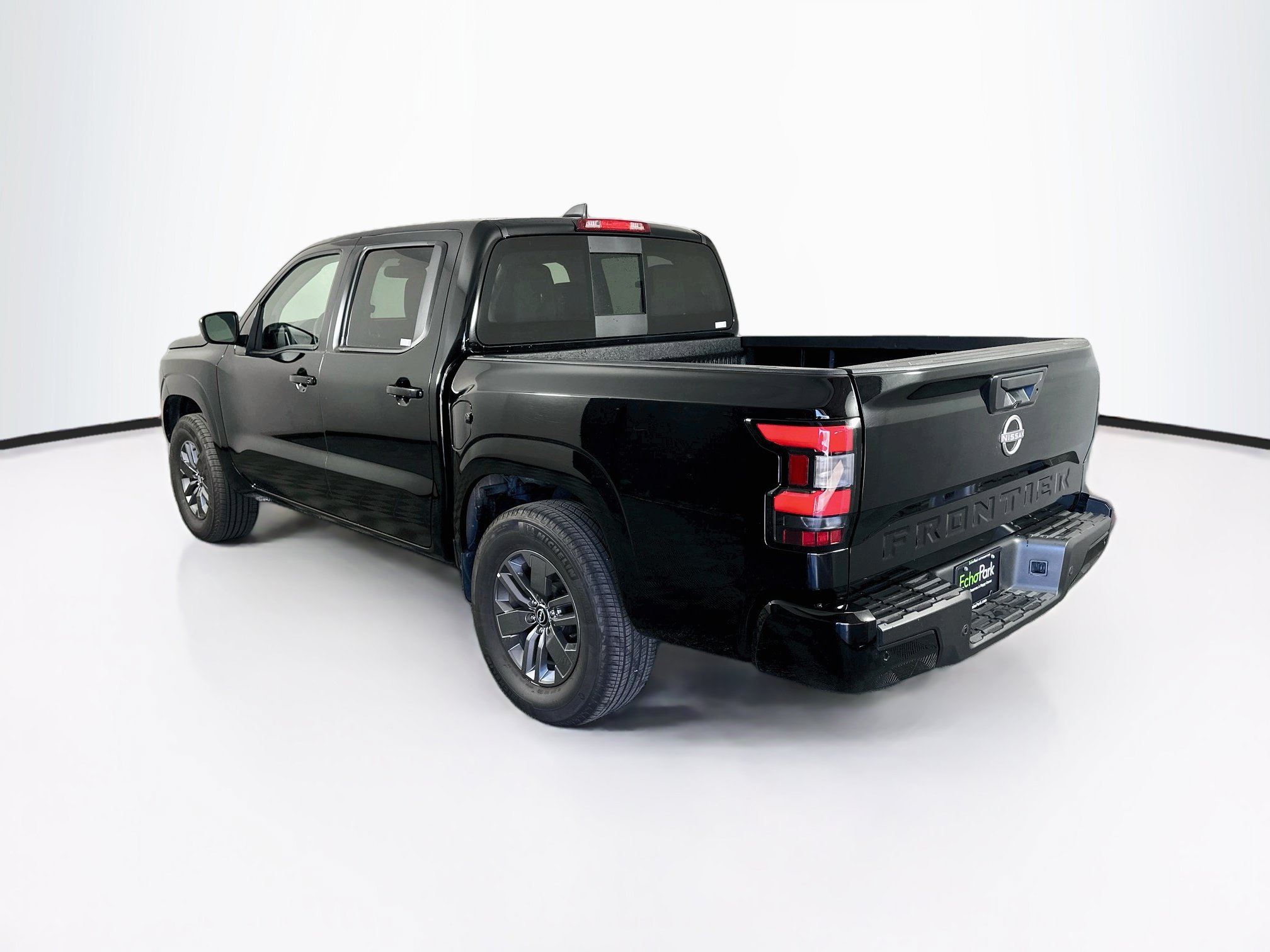 Used 2026 Nissan Frontier SV RWD image 5