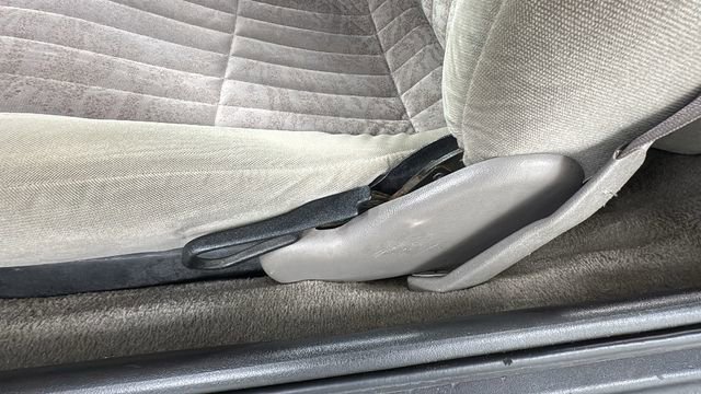 Used 2002 Chevrolet Camaro Base image 14