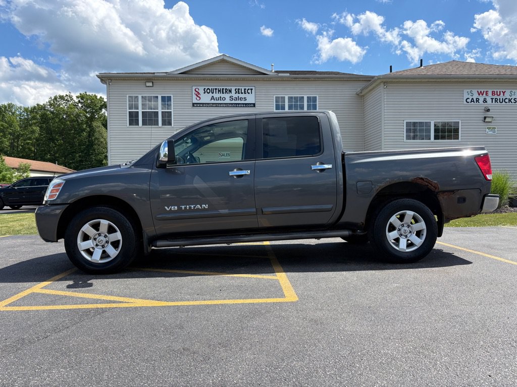 Used 2005 Nissan Titan LE w/ (T01) Tow Pkg