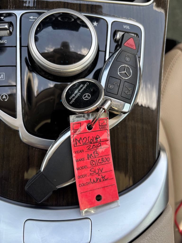Used 2019 Mercedes-Benz GLC 300 image 12
