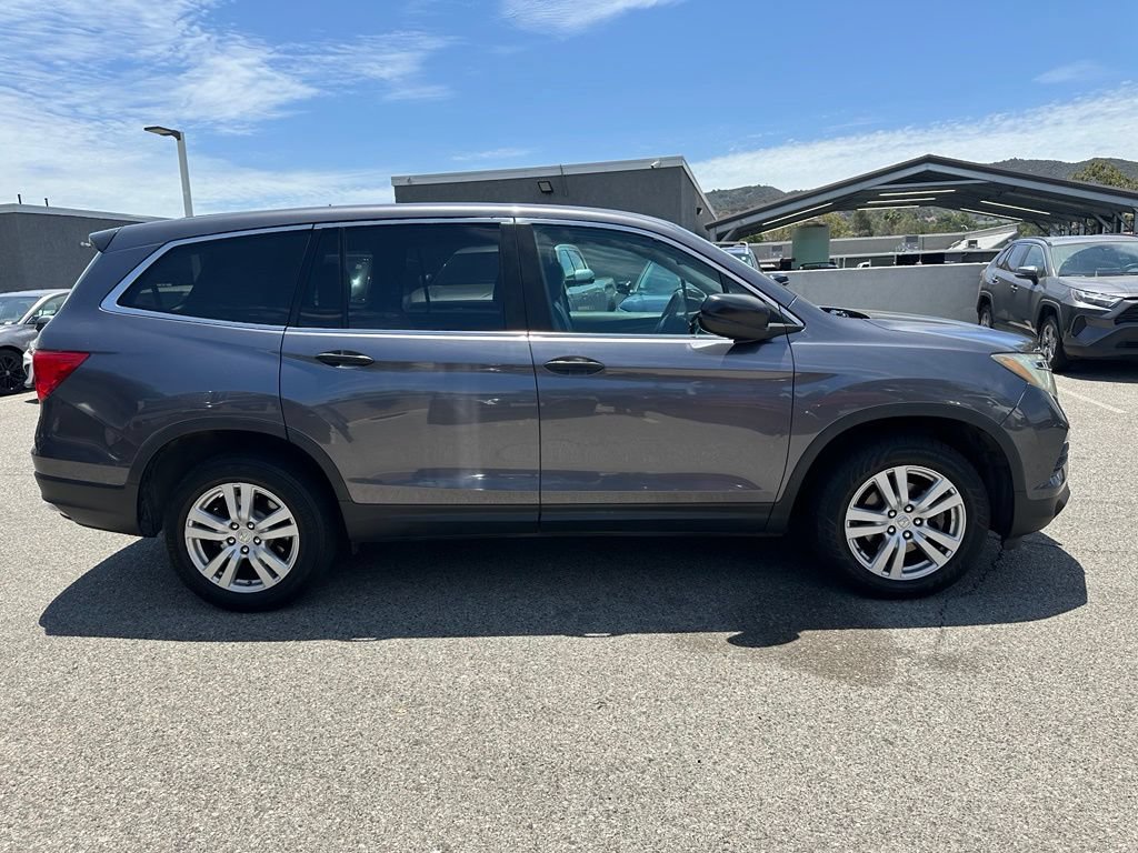 Used 2018 Honda Pilot LX image 4