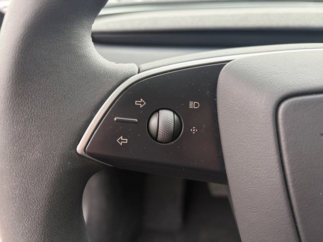 Used 2025 Tesla Model 3 Long Range image 6