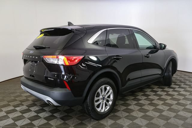 Used 2022 Ford Escape SE w/ Cold Weather Package AWD/4WD image 12