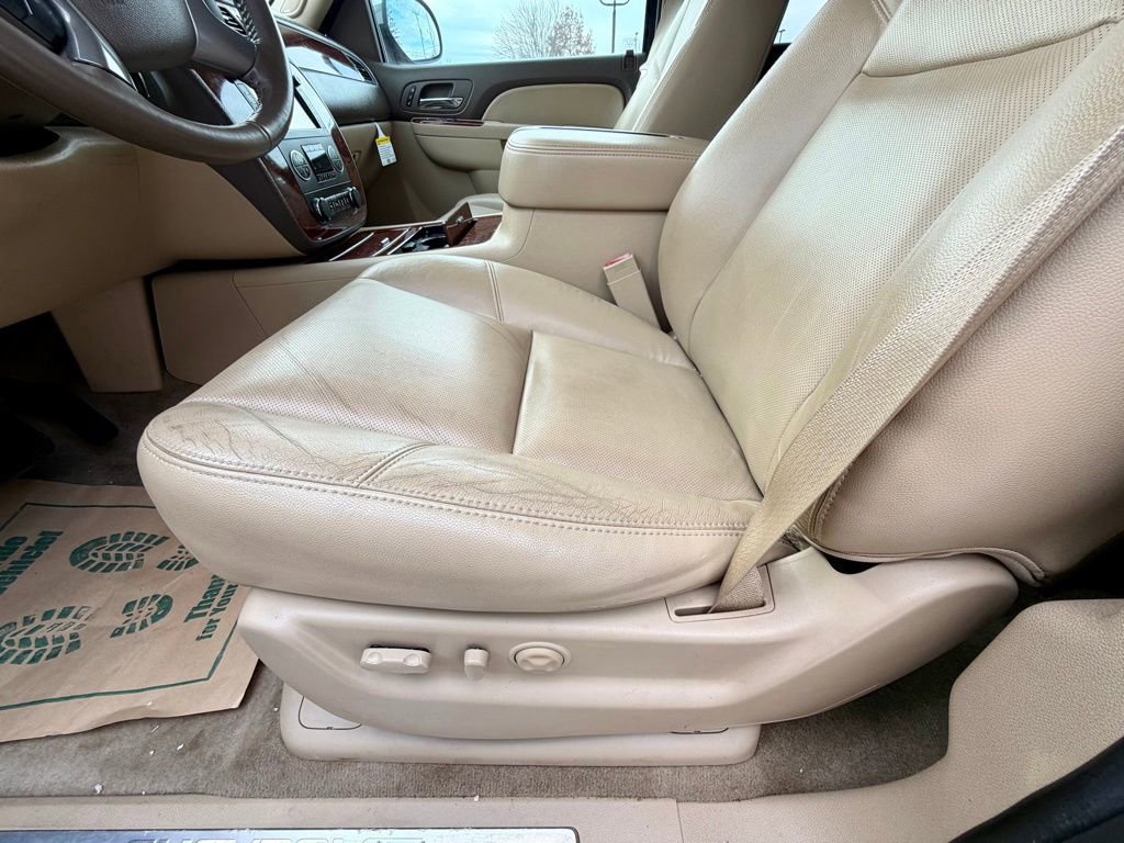 Used 2014 Chevrolet Tahoe LTZ image 26