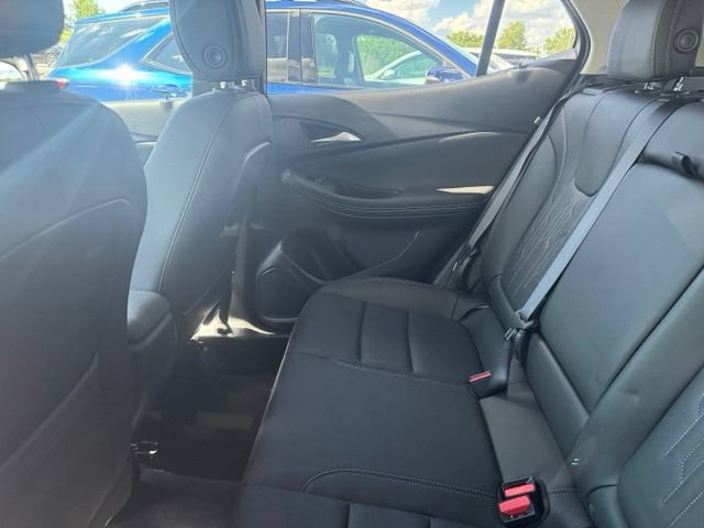 Used 2025 Buick Encore GX Avenir w/ Avenir Convenience Package AWD/4WD image 48