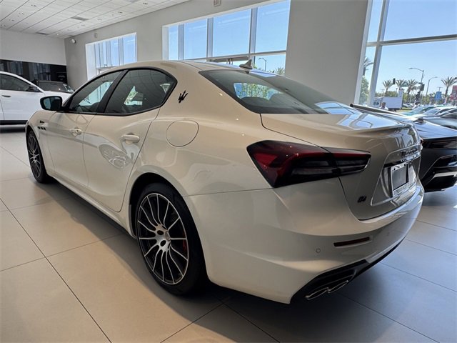 New 2024 Maserati Ghibli Modena Ultima Q4 image 4