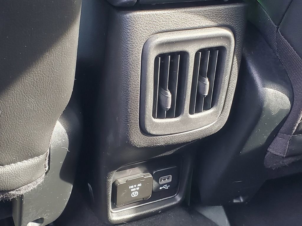 Used 2020 Jeep Compass Limited image 32