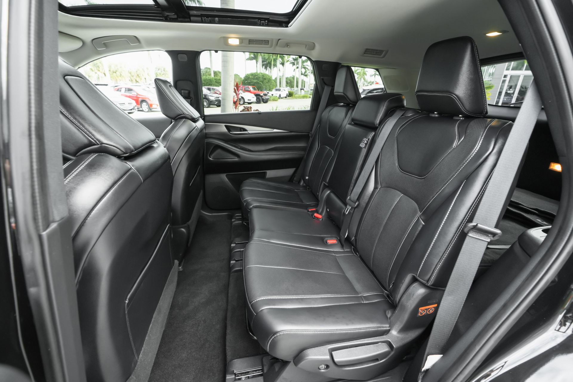 Used 2024 INFINITI QX60 Luxe image 32