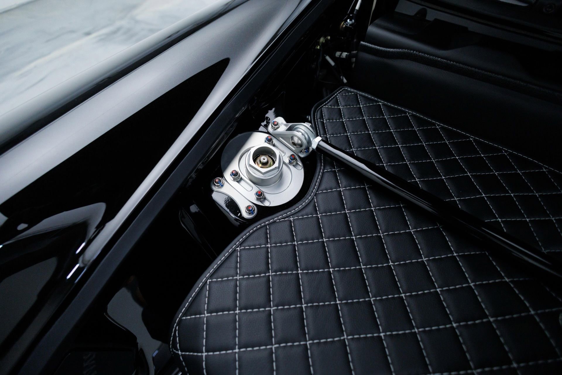 Used 1992 Porsche 911 Targa RWD image 52
