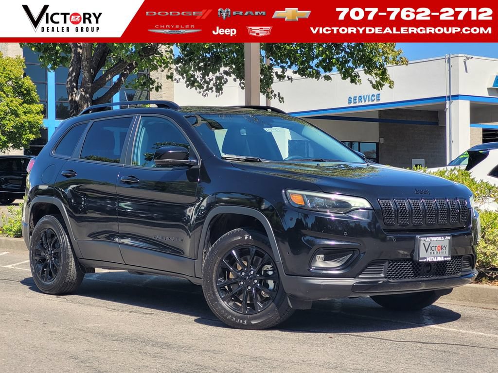 Used 2023 Jeep Cherokee Altitude Lux